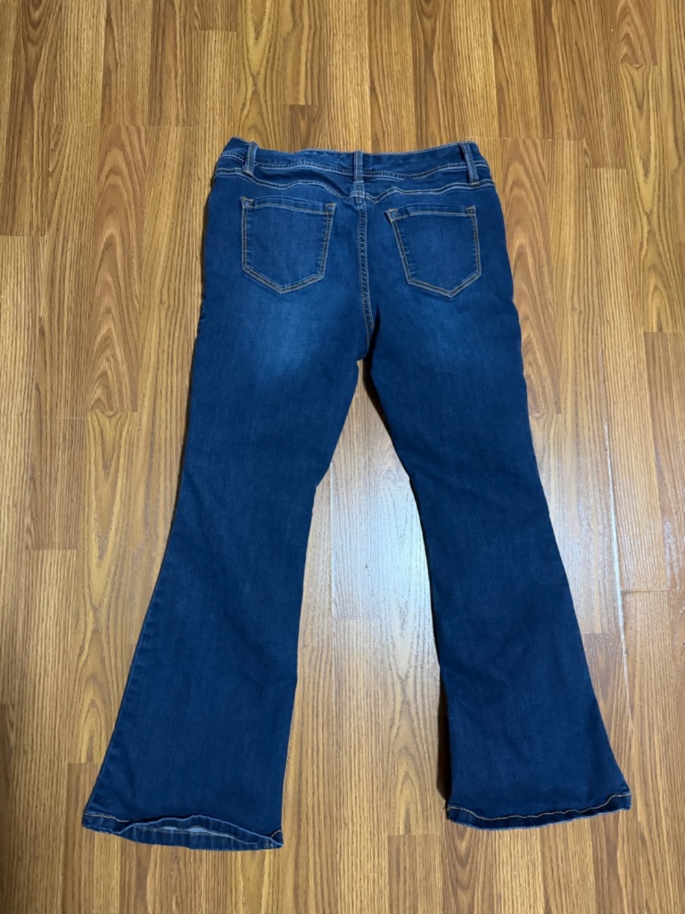 Torrid Luxe Slim Boot Super Stretch mid rise jeans dark wash size 10S. - Picture 3 of 7